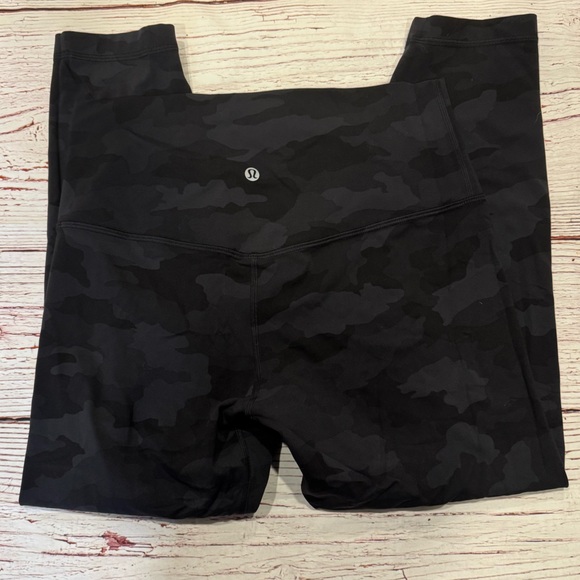 Lululemon Align Crop 23" in Heritage 365 Camo Deep Coal Multi Sz 10 - Picture 5 of 8